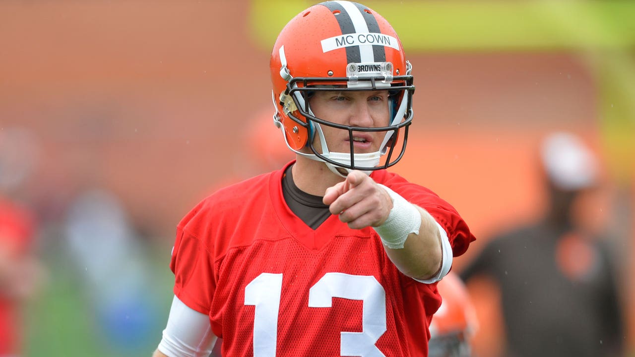 McCown entrenched as starting QB as Browns head to camp